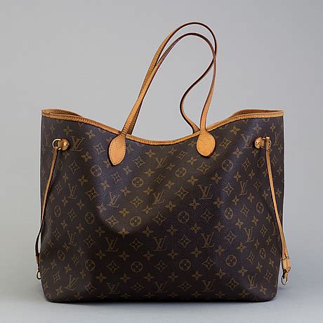 does louis vuitton ever go on sale|louis vuitton discount outlet.